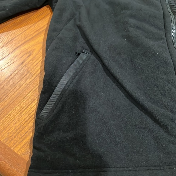 Lululemon size 8 black winter jacket - Picture 3 of 13